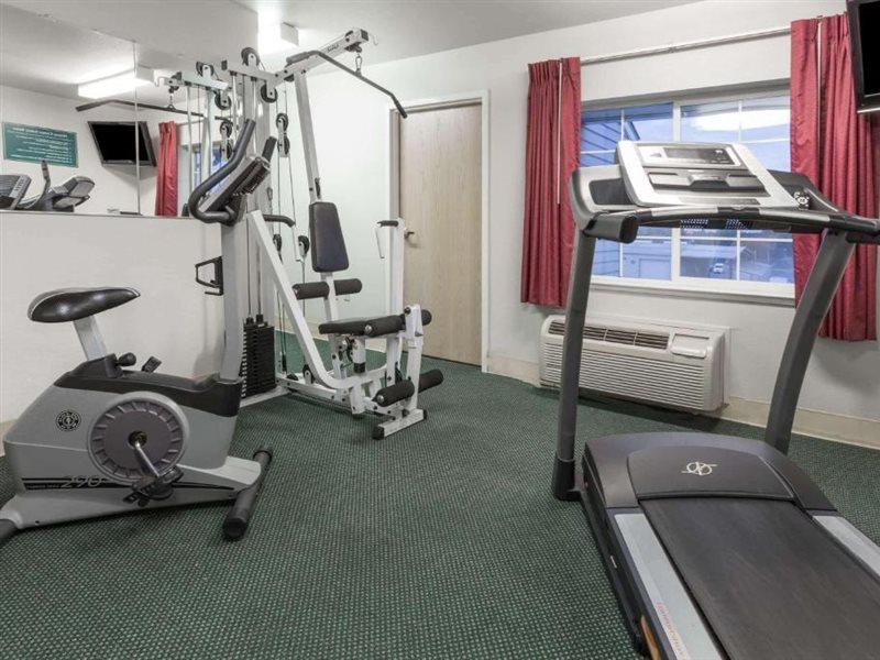 Microtel Inn & Suites Modesto Ceres Kültér fotó