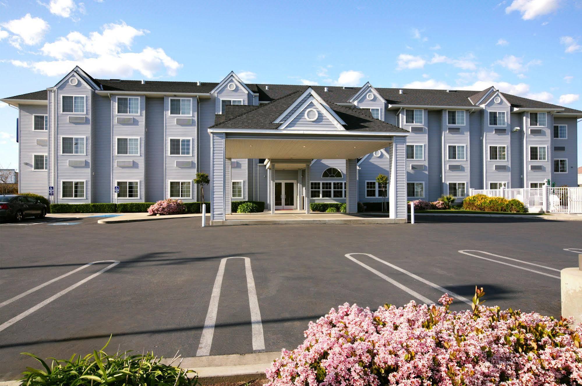 Microtel Inn & Suites Modesto Ceres Kültér fotó
