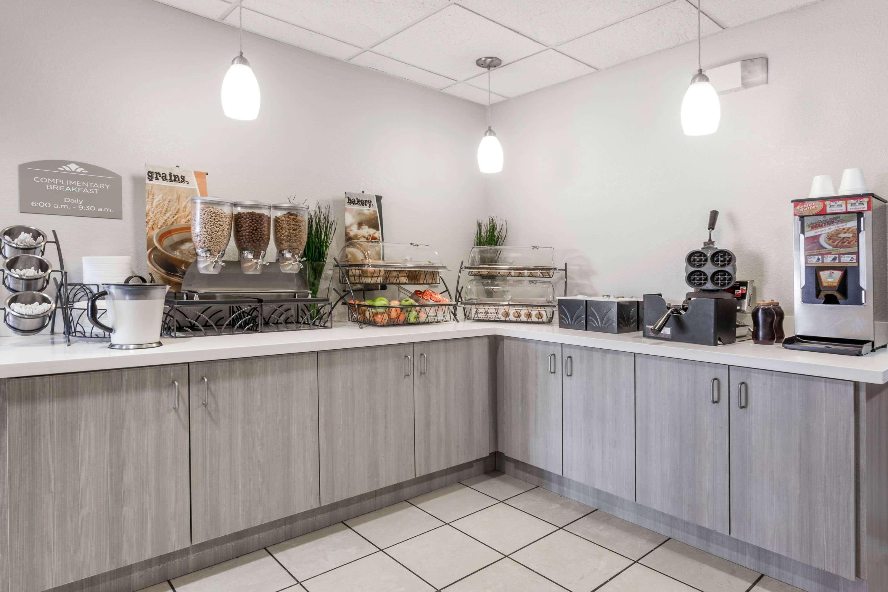 Microtel Inn & Suites Modesto Ceres Kültér fotó